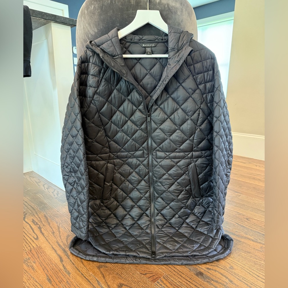 Athleta Whisper Featherless Parka